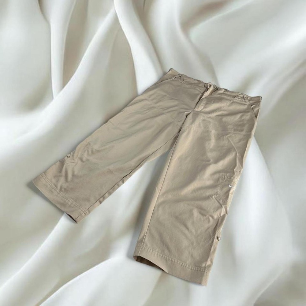 Nike tan cargo capri gaucho pants Y2K vintage mcbling athletic